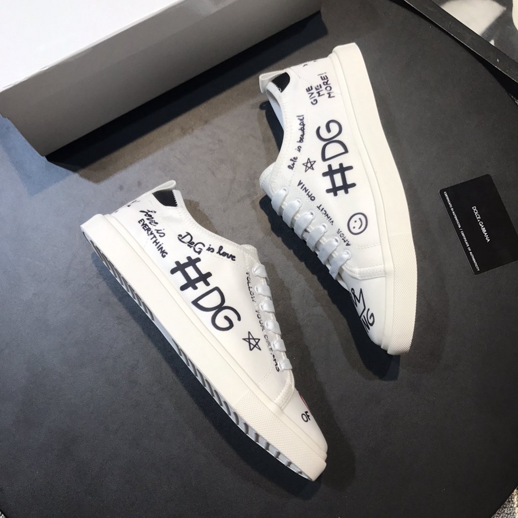 D*G sneaker